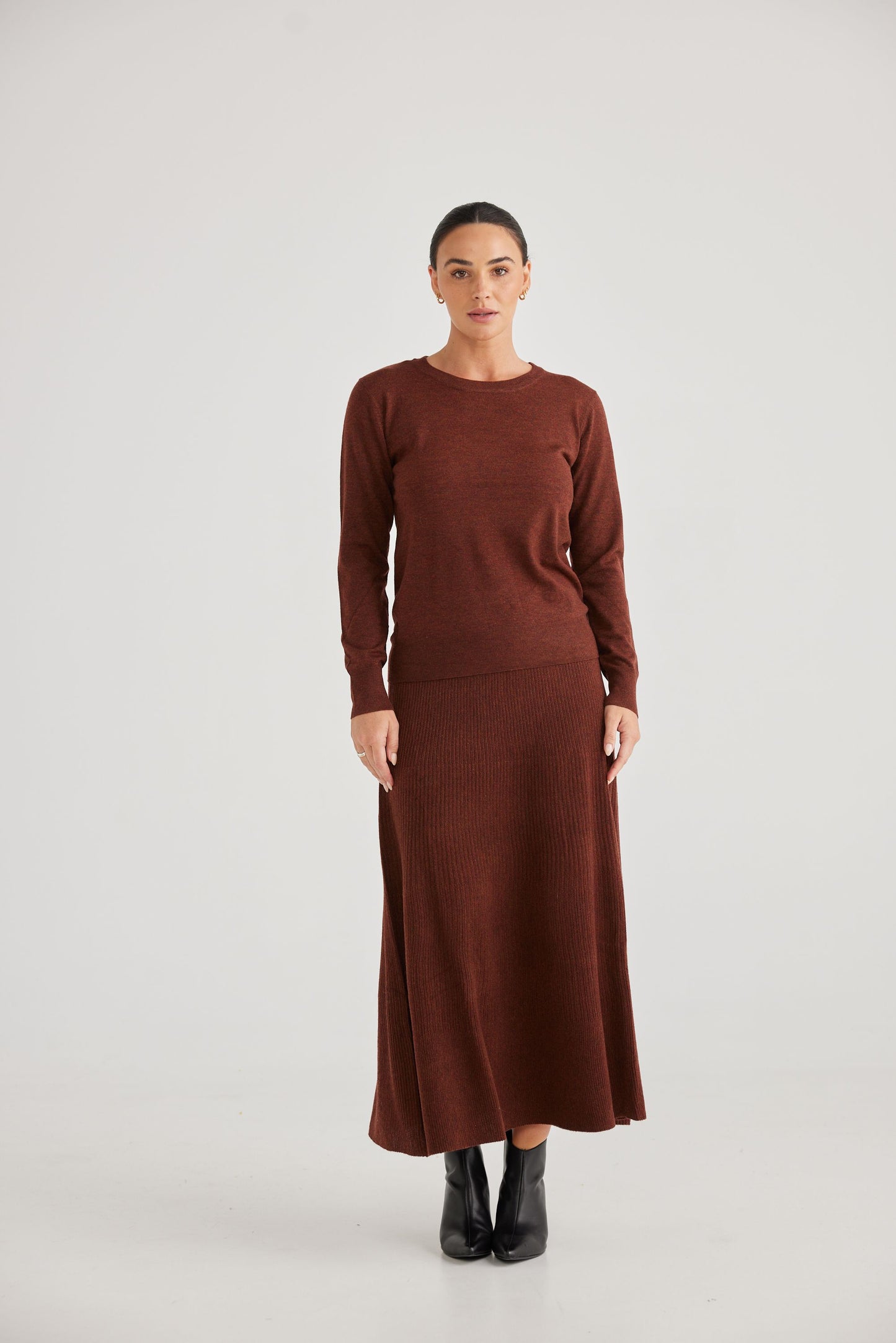 Brave and True Alamo Crew Neck - Rosewood