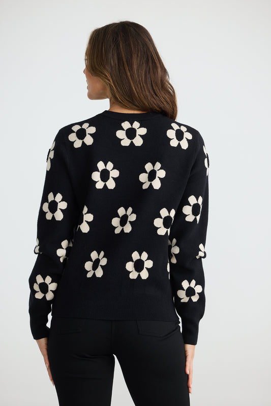 Barave and True Flowe Knit - Black and White