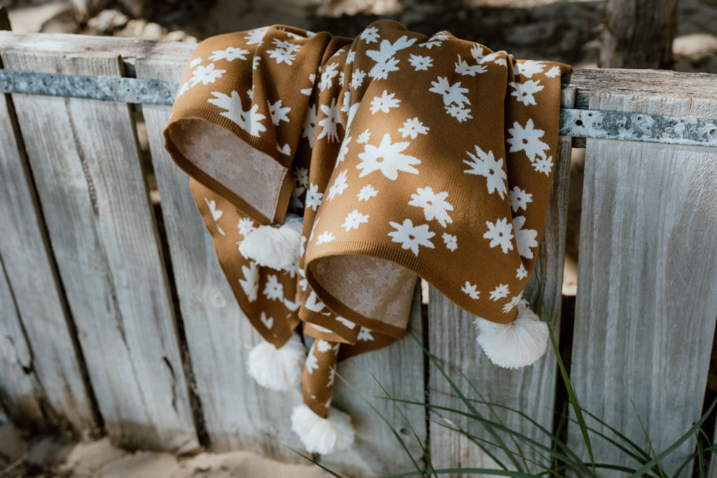 Grown Winter Garden Pom Pom Blanket - Bronze
