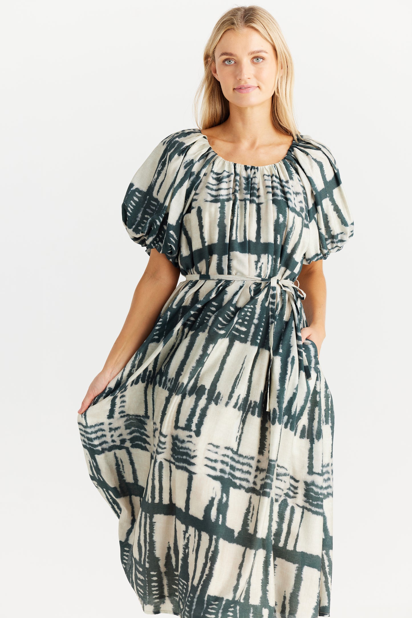 The Shanty Alejandra Dress - Ebony